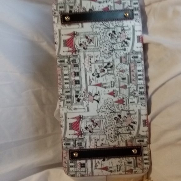 Dooney & Bourke rare Disney large tote new with tags limited edition - Picture 3 of 5